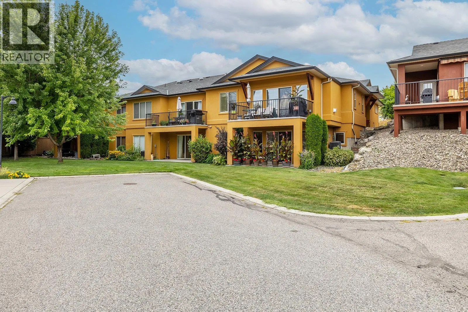 3863 Sonoma Pines Drive