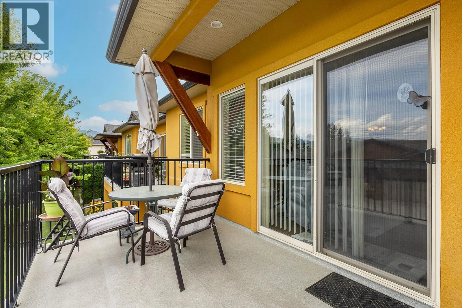 3863 Sonoma Pines Drive