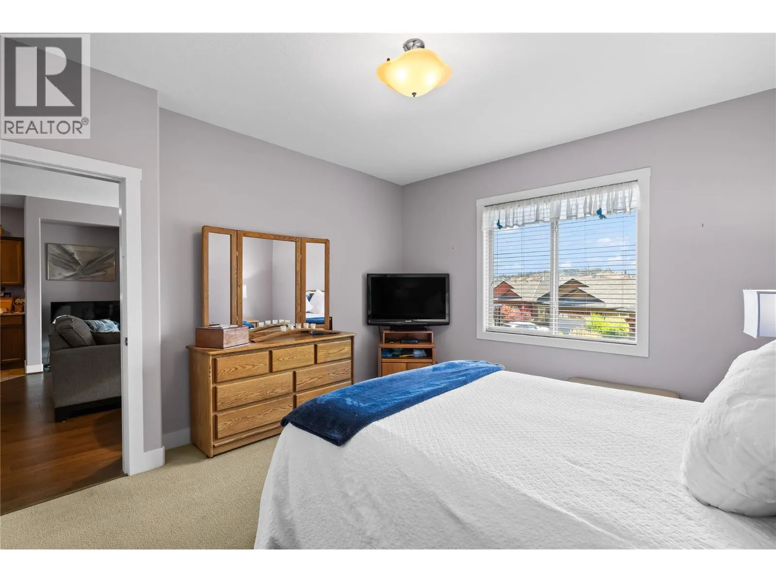 3863 Sonoma Pines Drive
