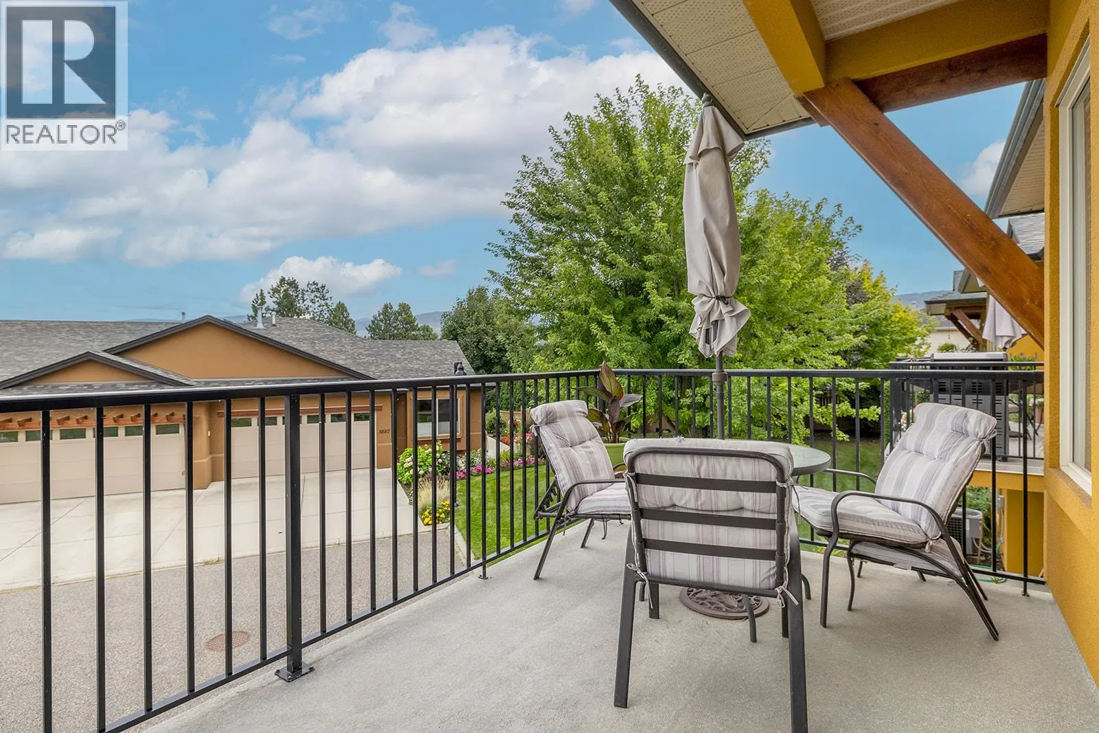 3863 Sonoma Pines Drive