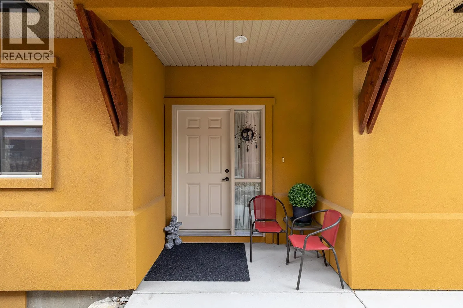 3863 Sonoma Pines Drive