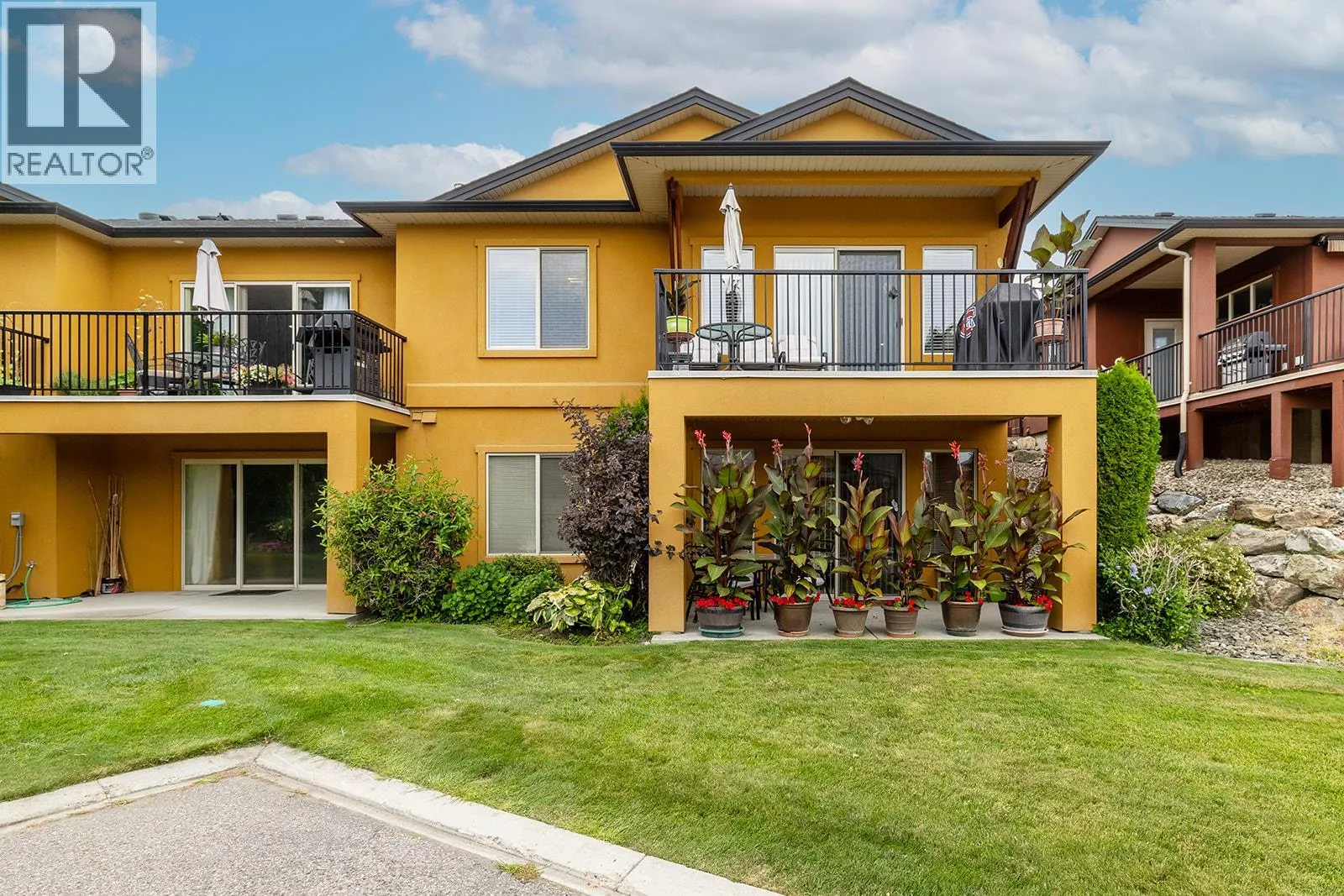 3863 Sonoma Pines Drive