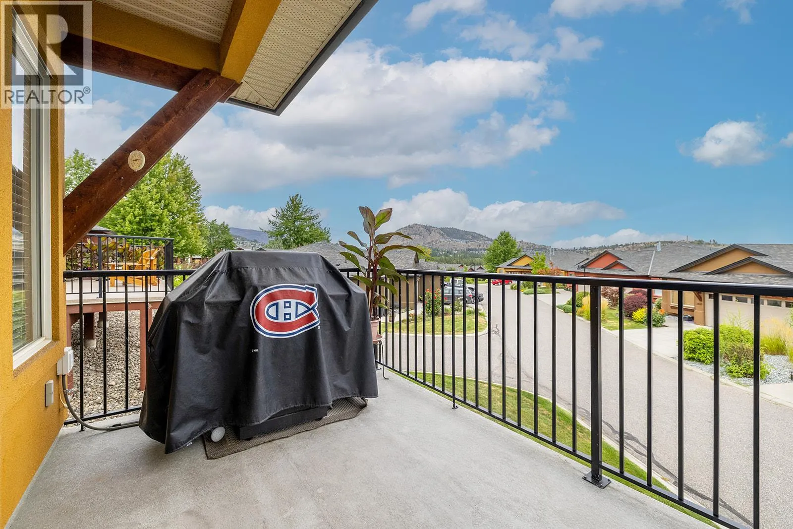 3863 Sonoma Pines Drive
