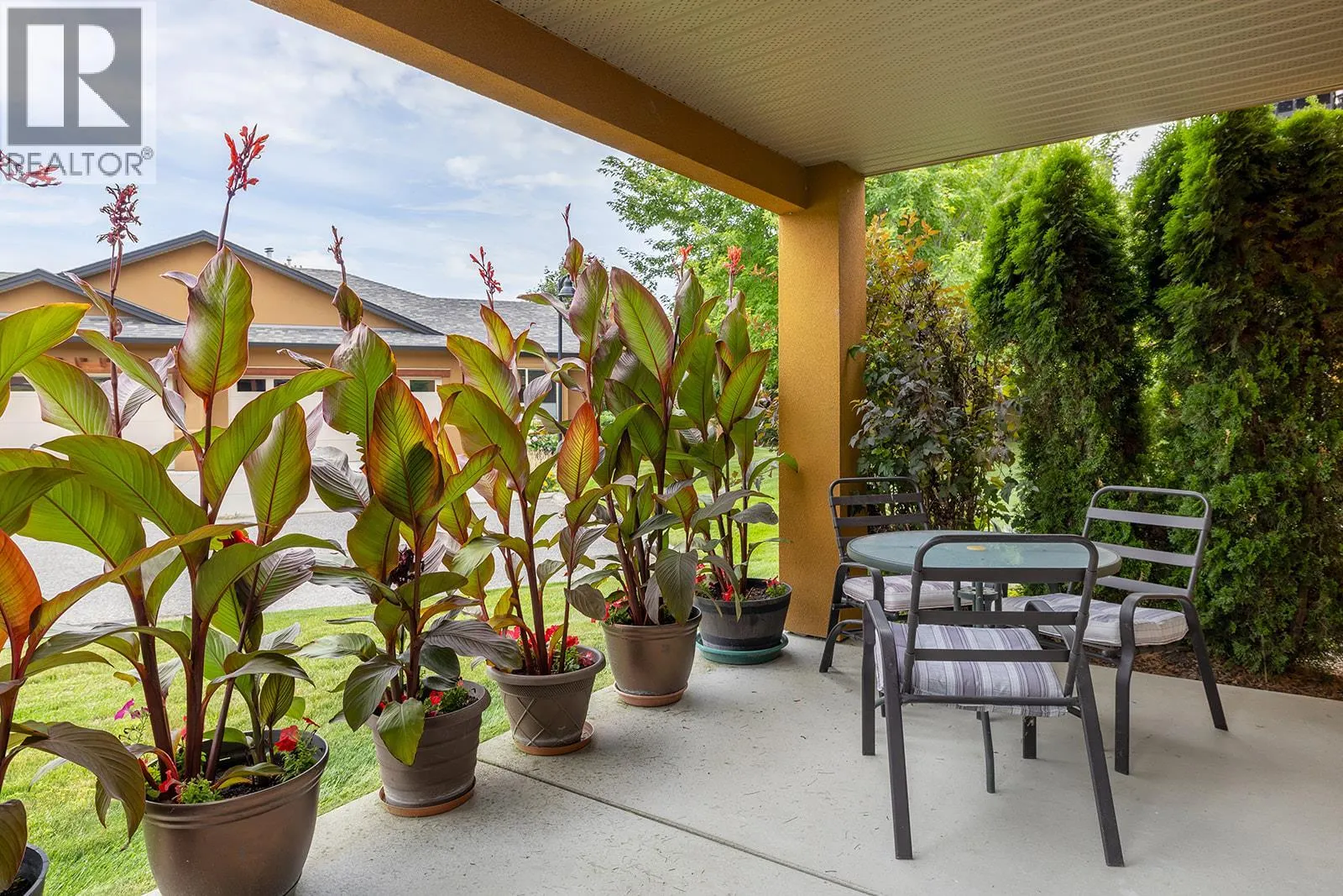 3863 Sonoma Pines Drive