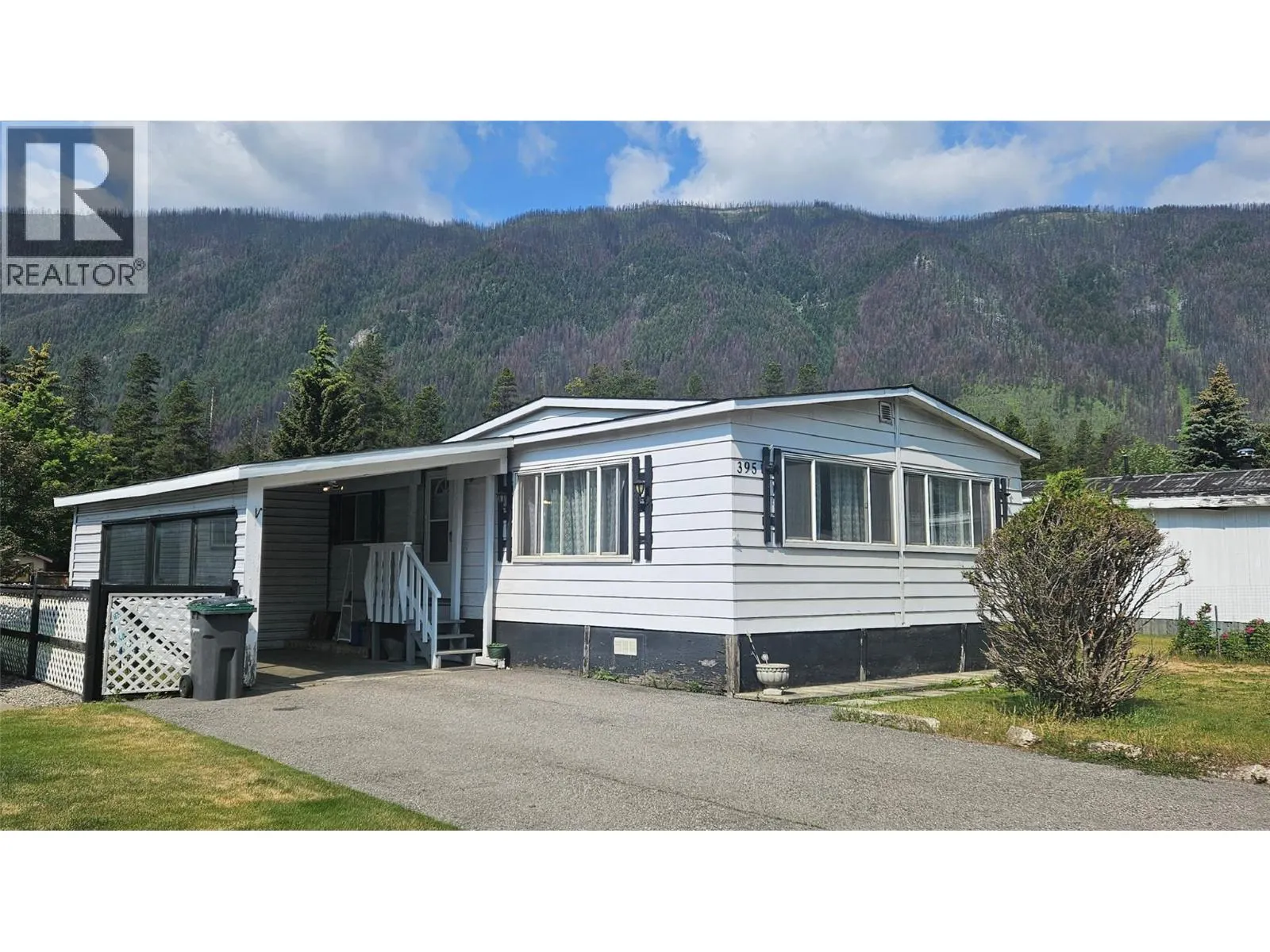 395 Red Cedar Crescent