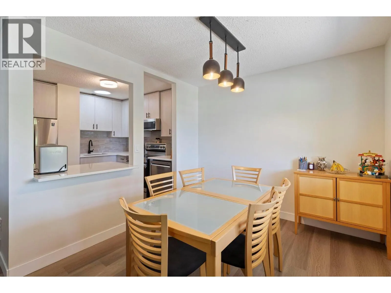 565 Chepesuik Court