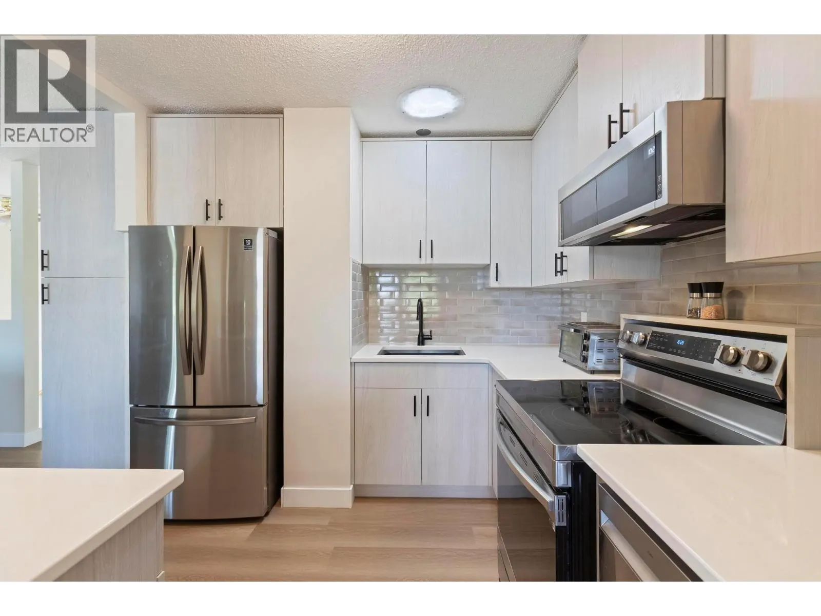 565 Chepesuik Court