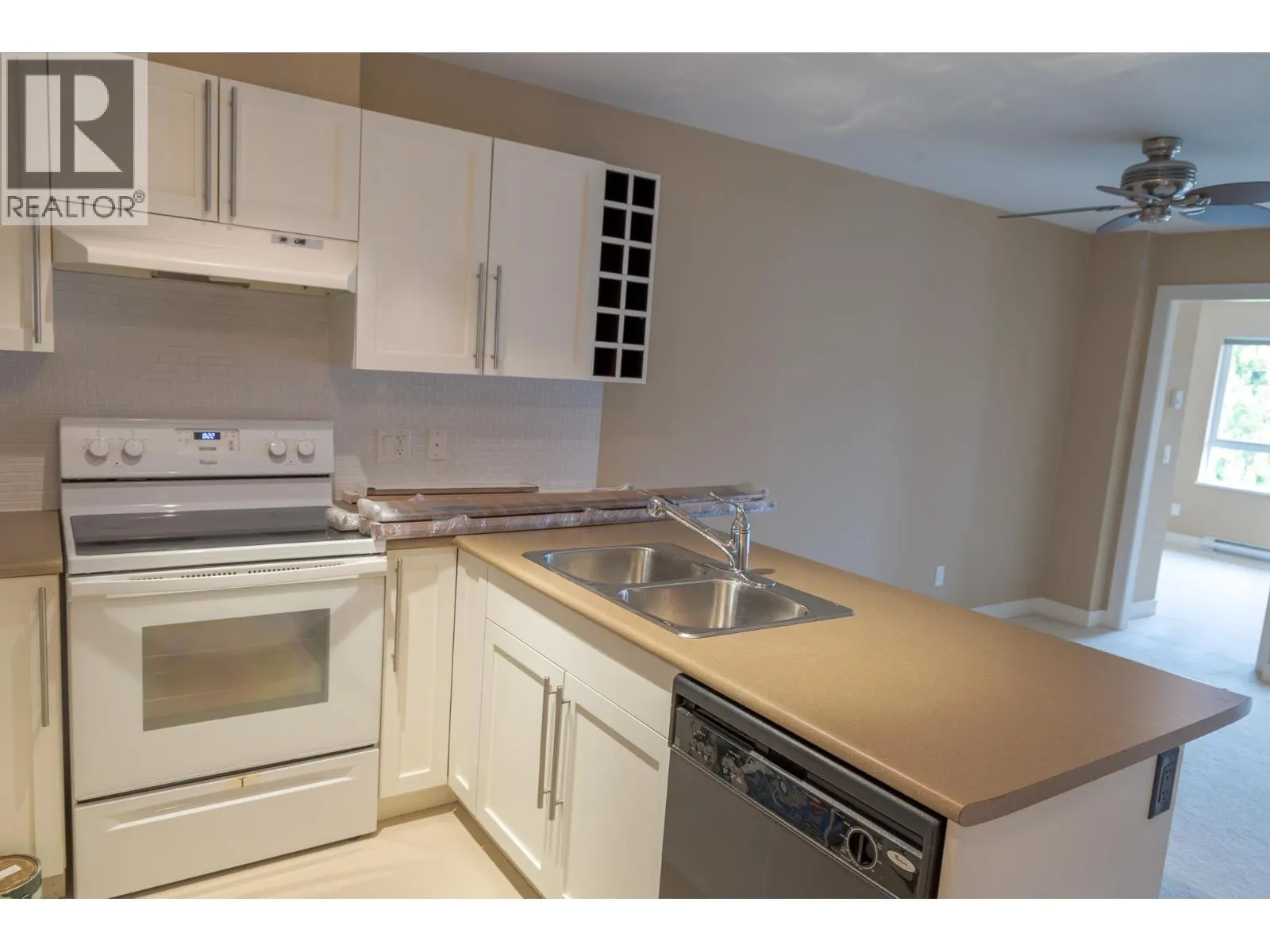 1099 Sunset Drive Unit# 438