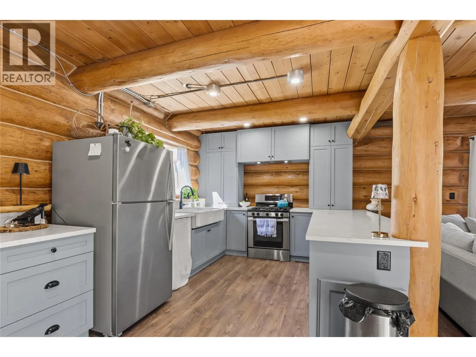 802 Grand Oro Road