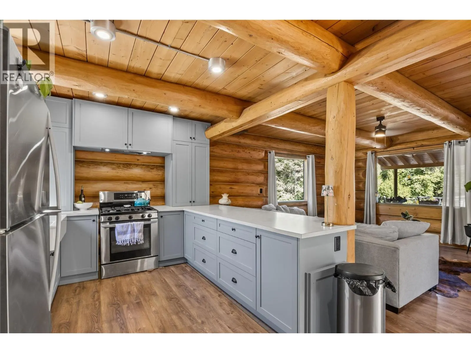 802 Grand Oro Road