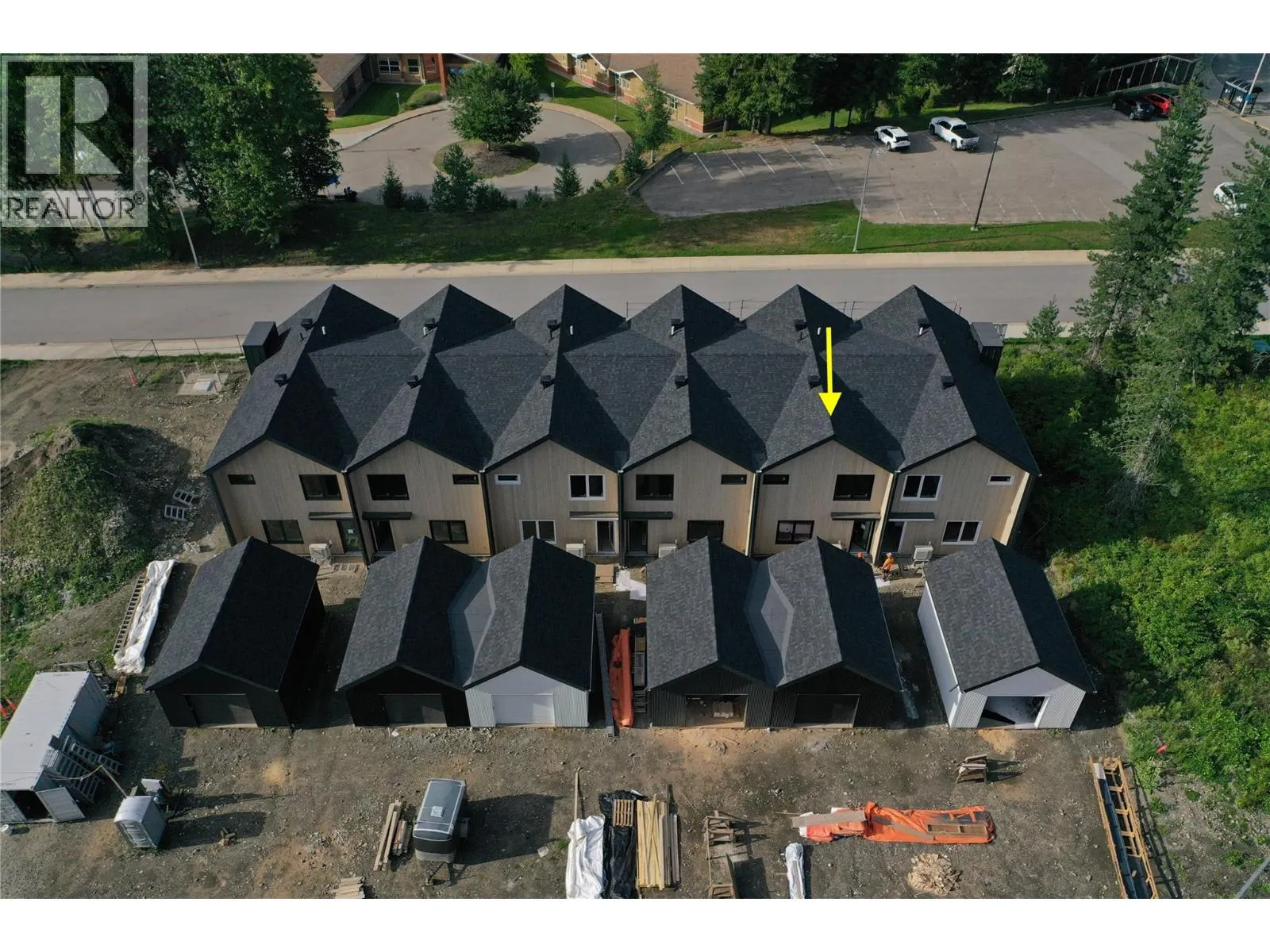 1048 William's Gate Lane