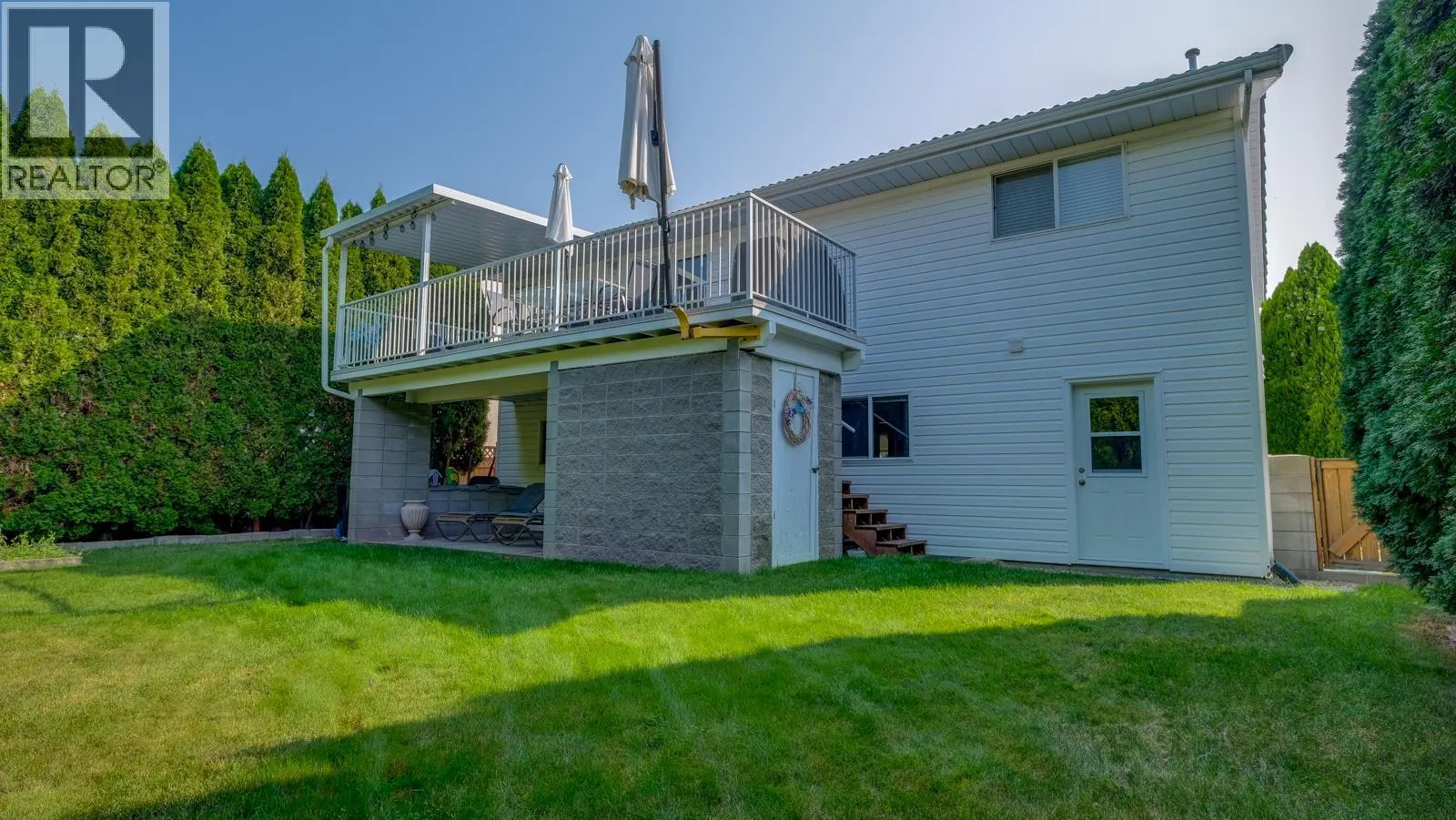 1853 Glenhaven Crescent