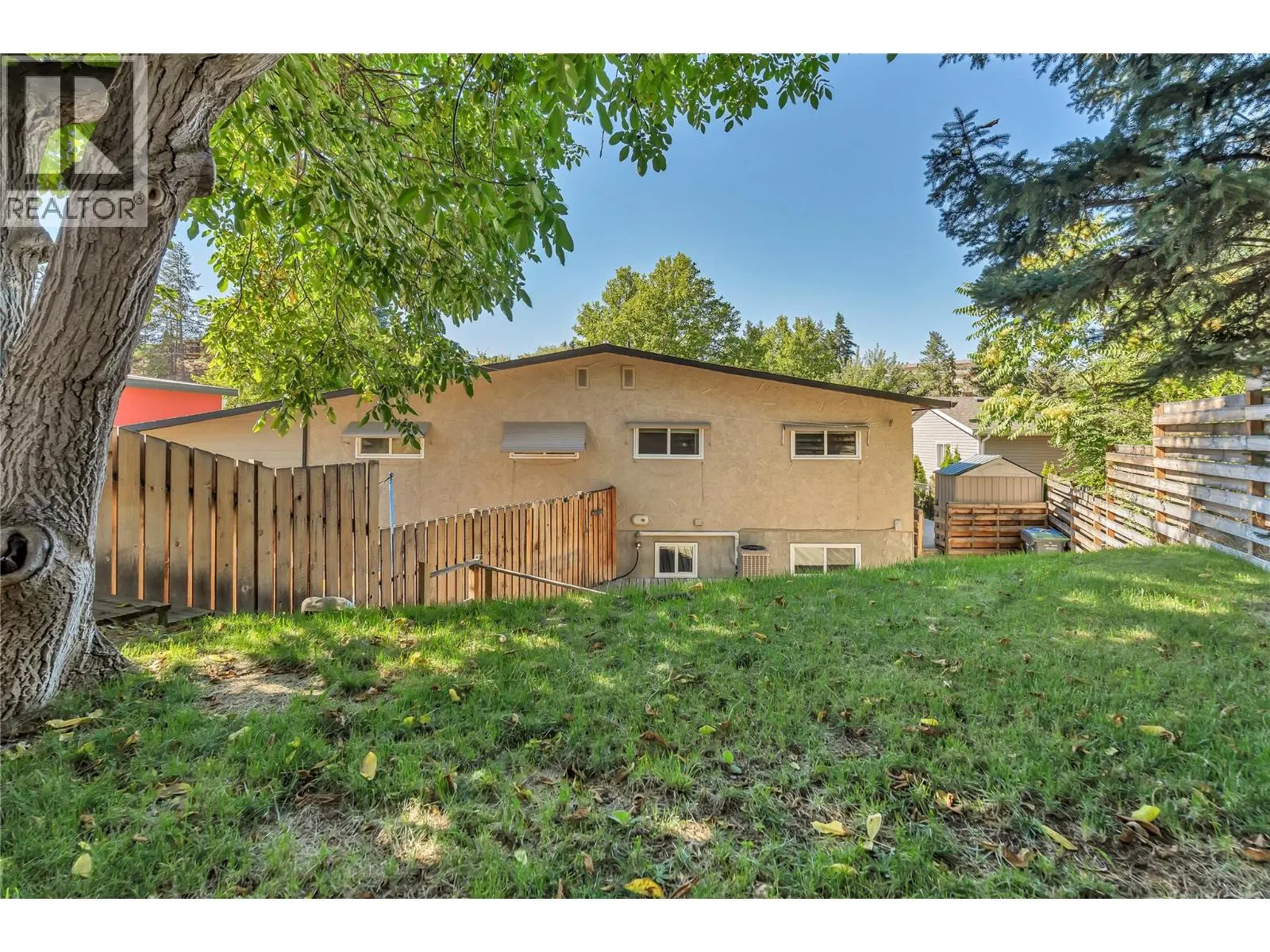 8299 Prairie Valley Road
