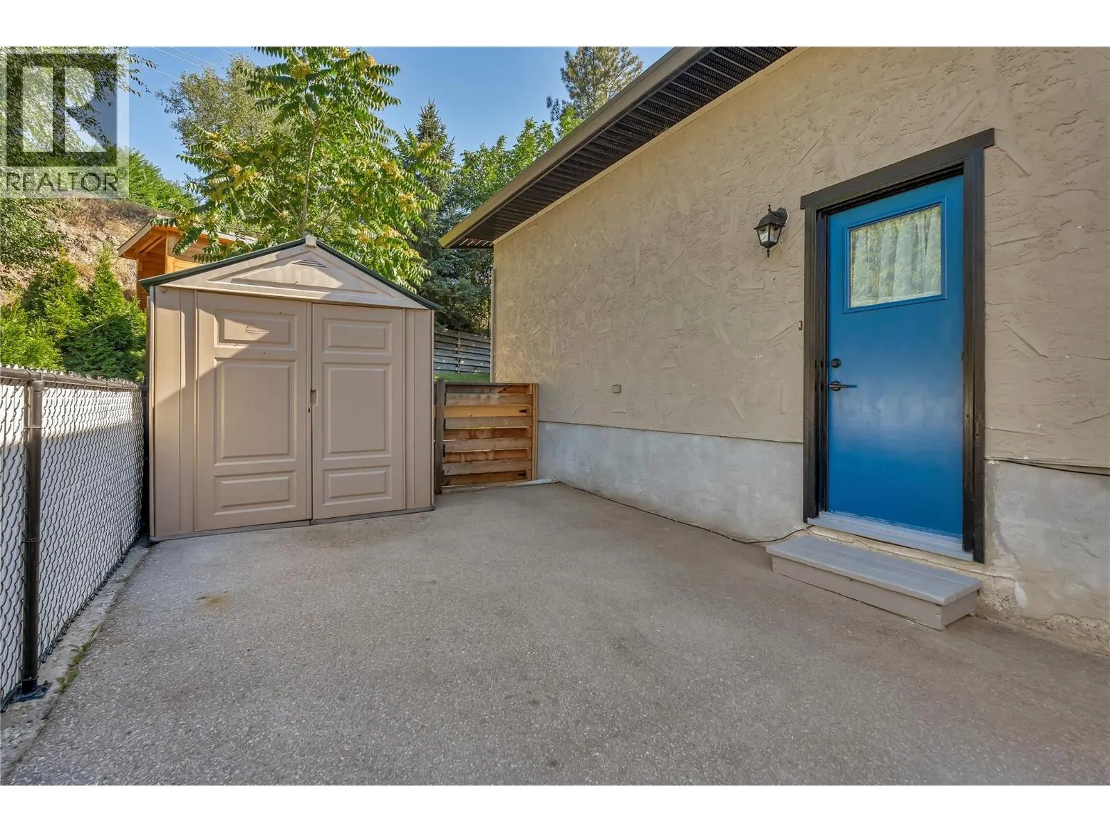 8299 Prairie Valley Road