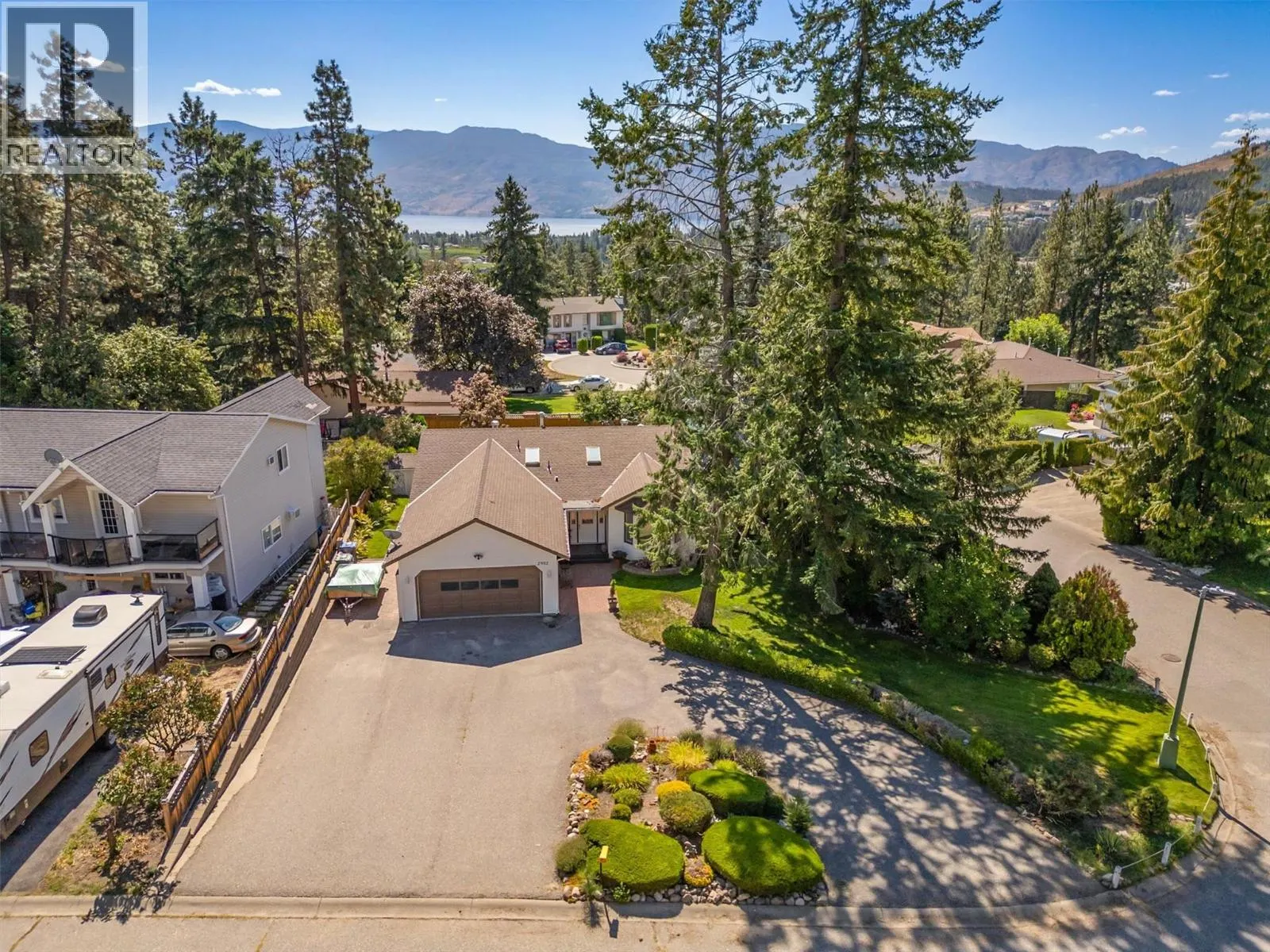 2952 Sandberg Road