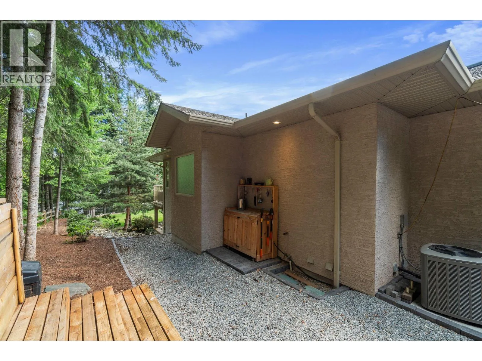 2777 Mountview Drive