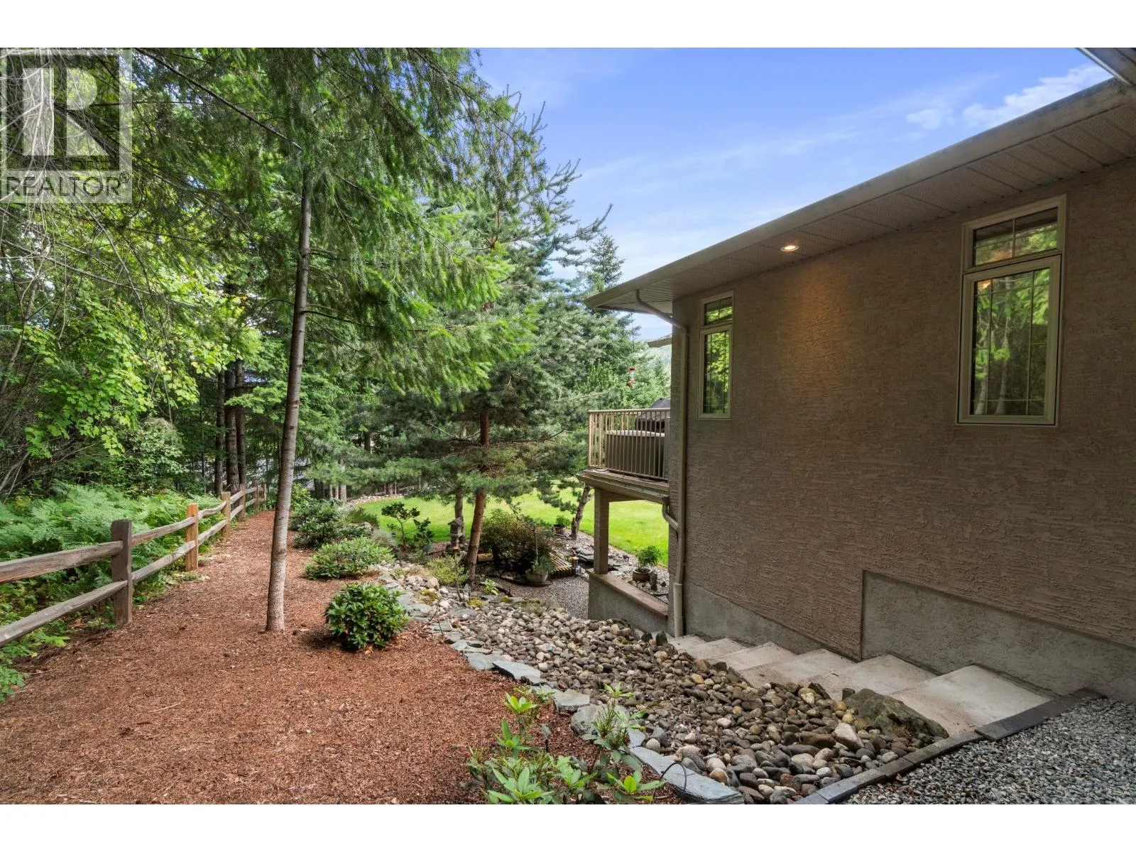 2777 Mountview Drive