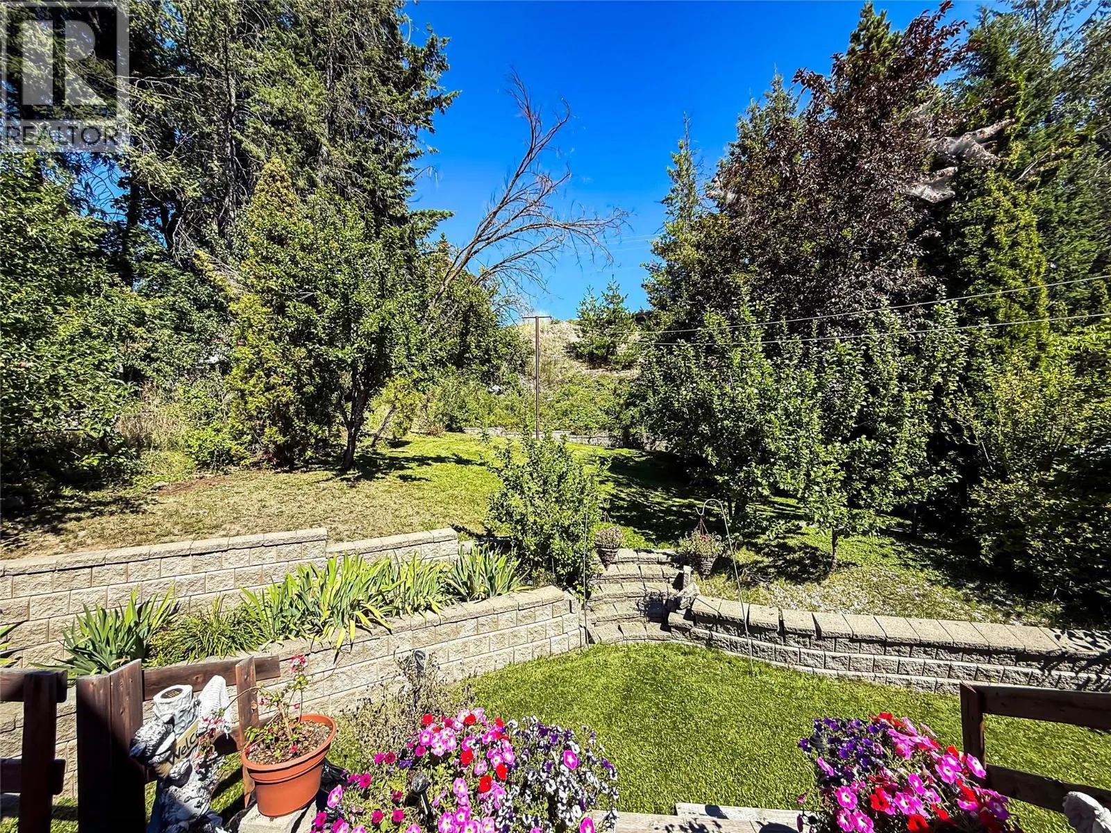 2246 Kootenay Avenue