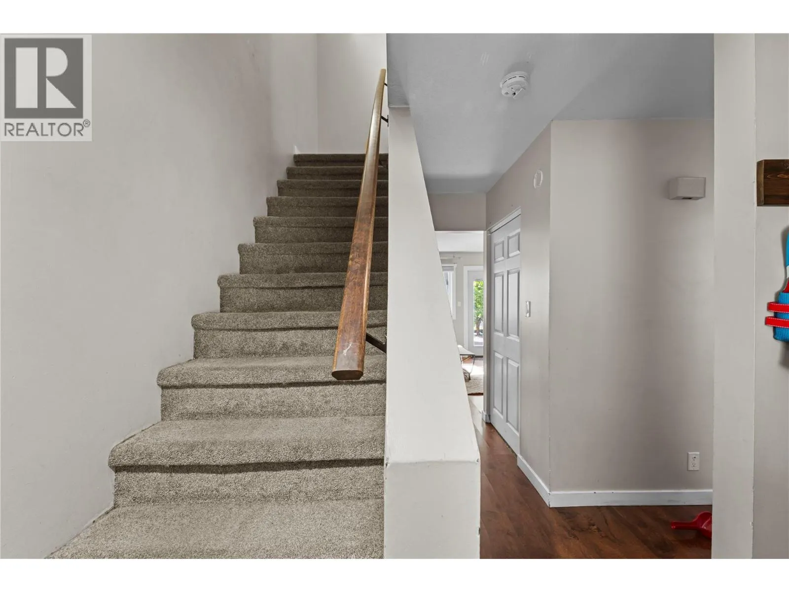 700 Collingwood Drive Unit# 4