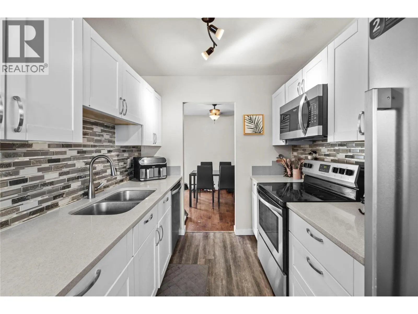 700 Collingwood Drive Unit# 4
