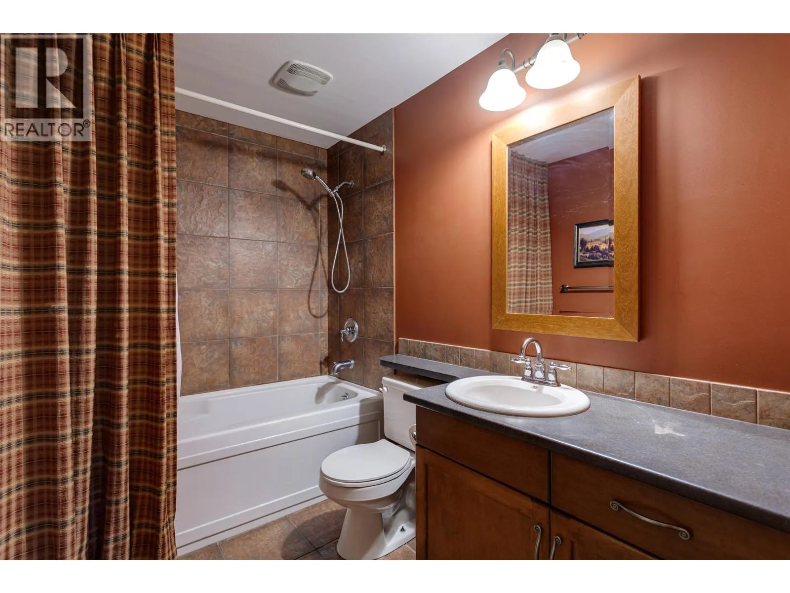 1795 Country Club Drive Unit# 105