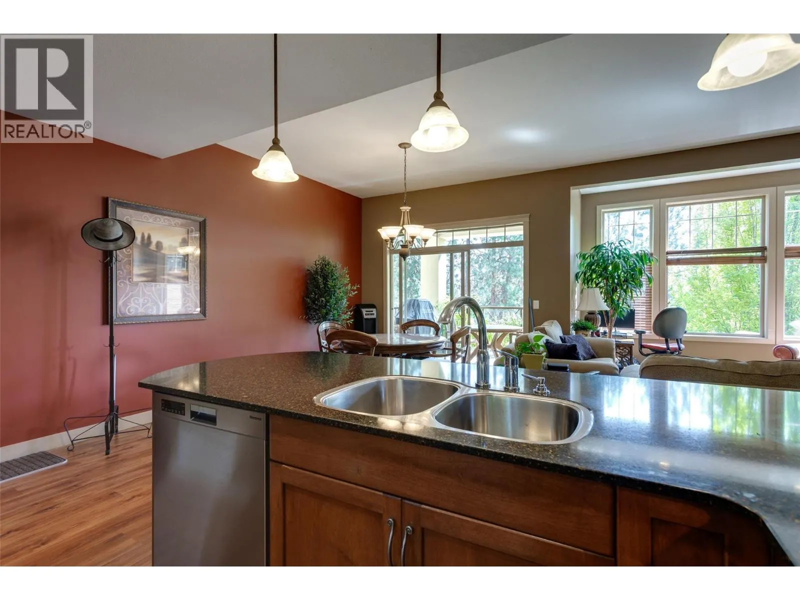 1795 Country Club Drive Unit# 105