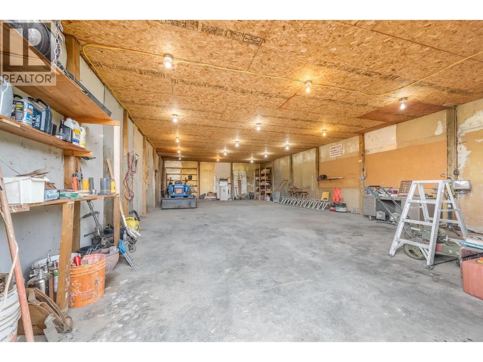 3575 Canyon Road