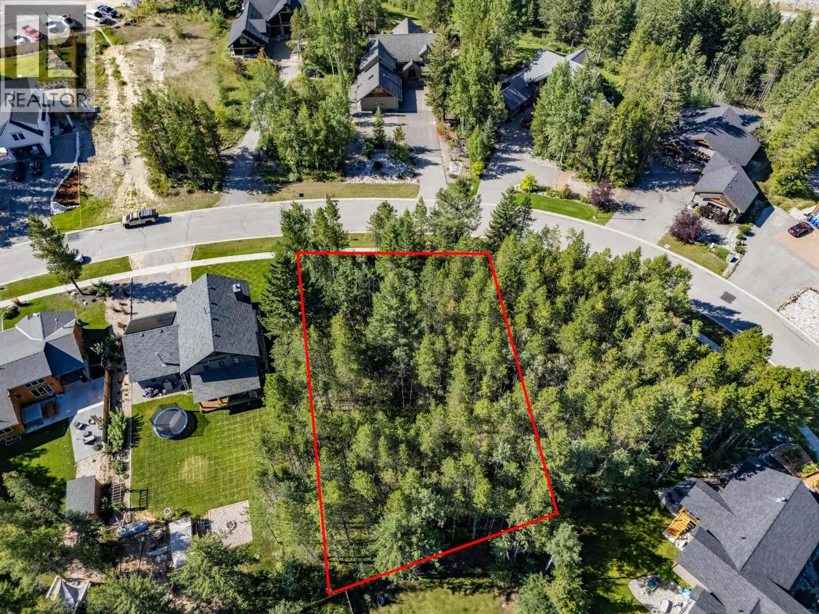 1520 Quartz Crescent