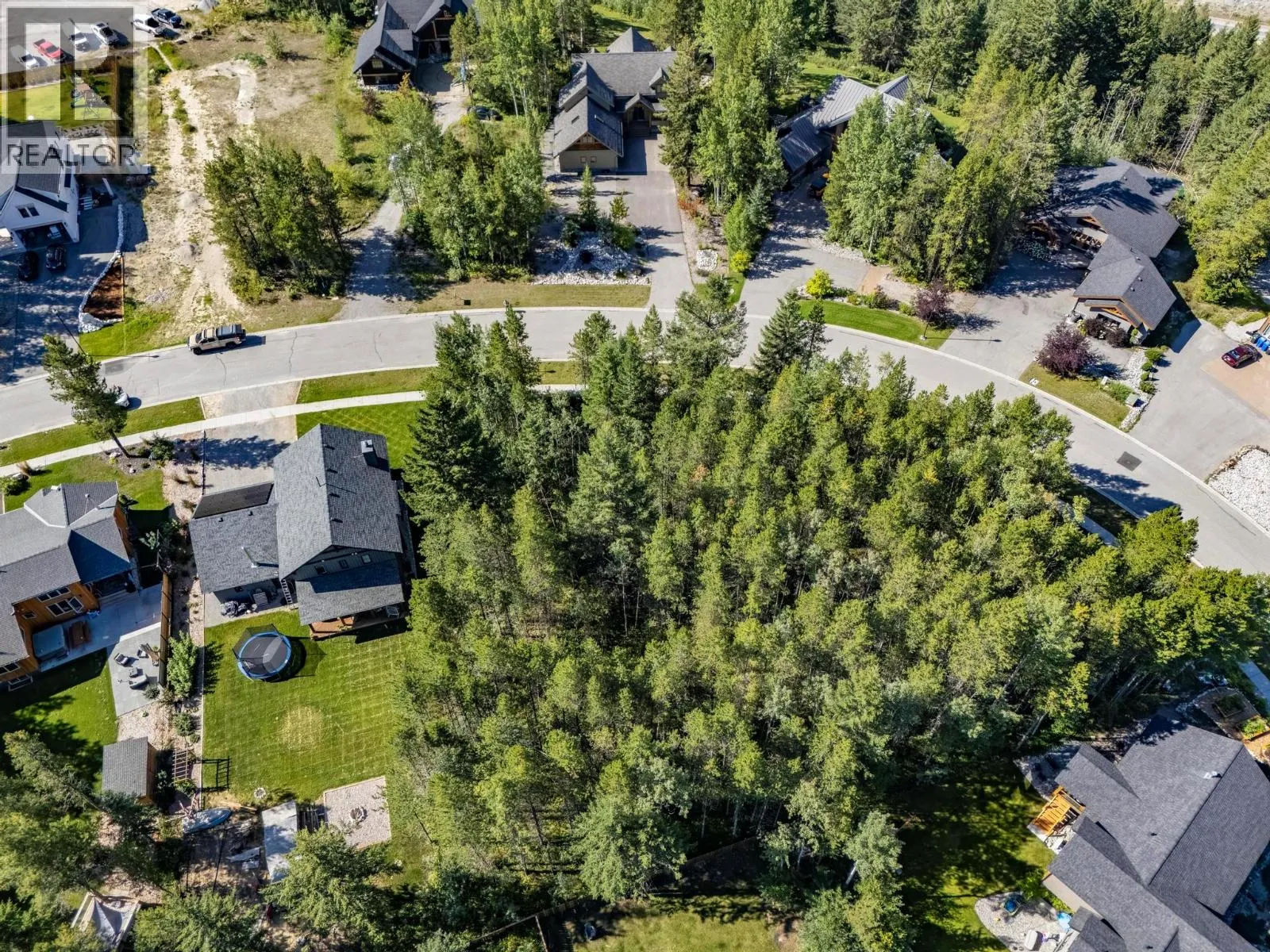 1520 Quartz Crescent