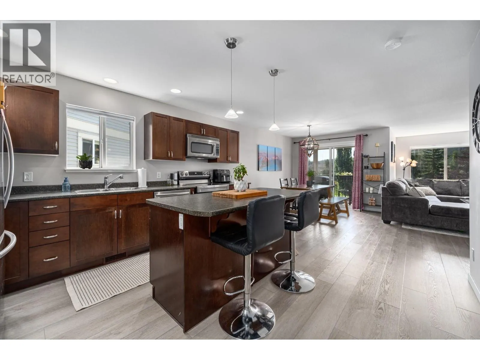 1900 Hugh Allan Drive Unit# 2