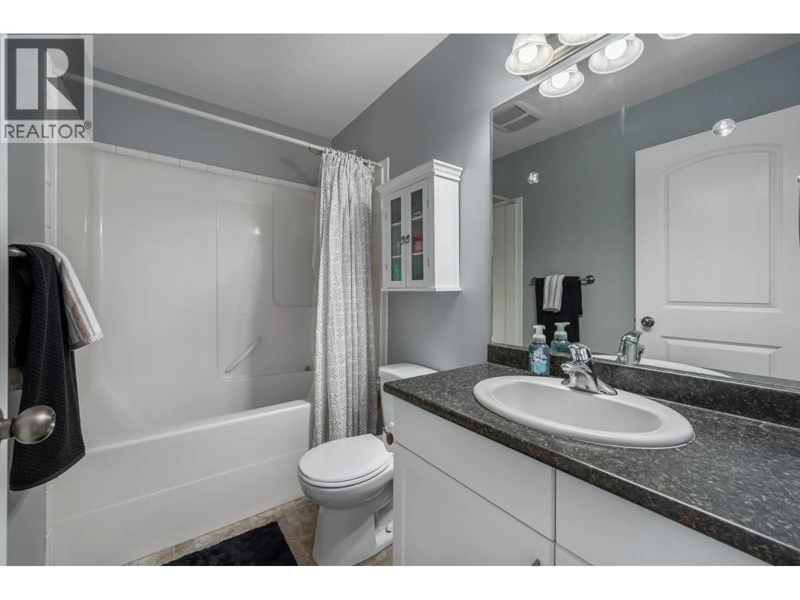 1900 Hugh Allan Drive Unit# 2