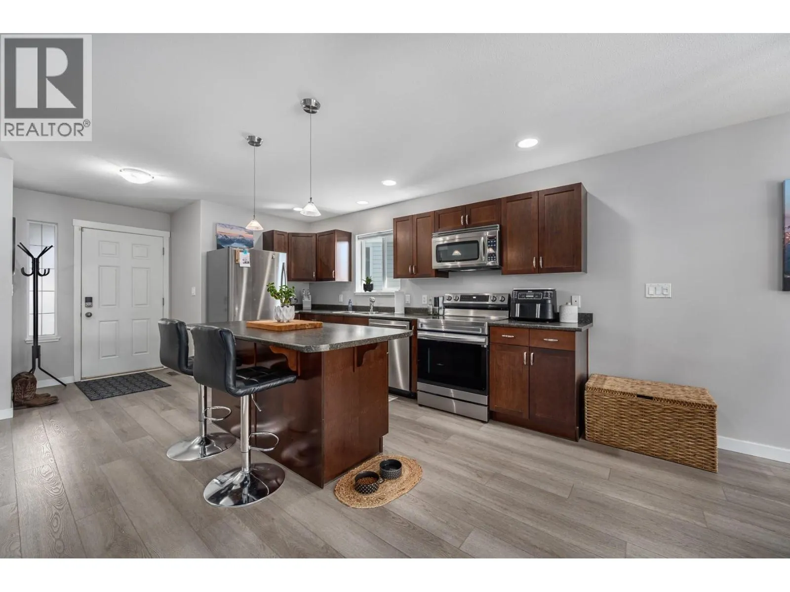 1900 Hugh Allan Drive Unit# 2