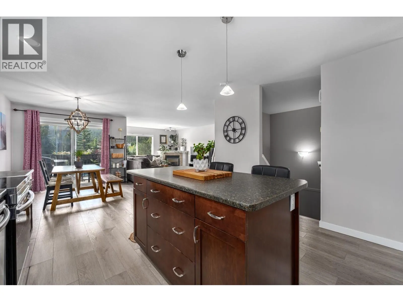 1900 Hugh Allan Drive Unit# 2