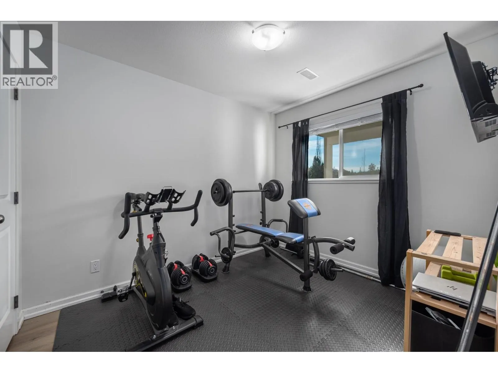 1900 Hugh Allan Drive Unit# 2
