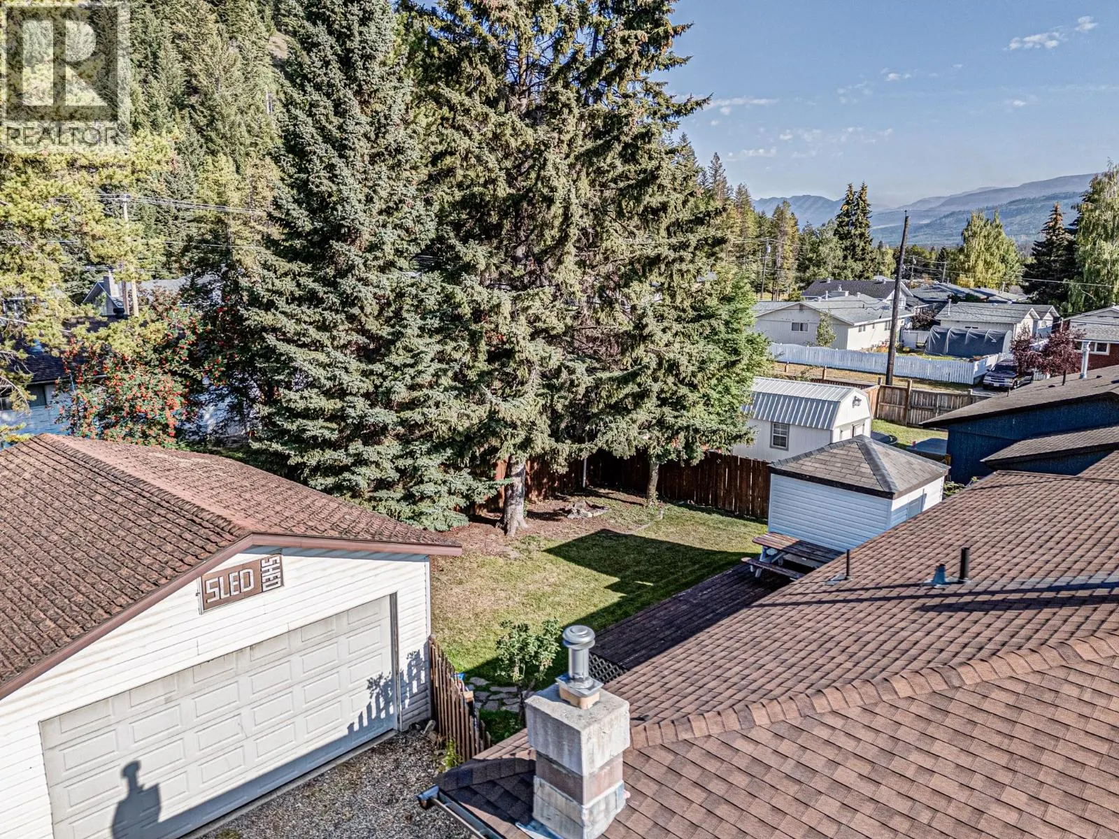 850 MINTO Crescent