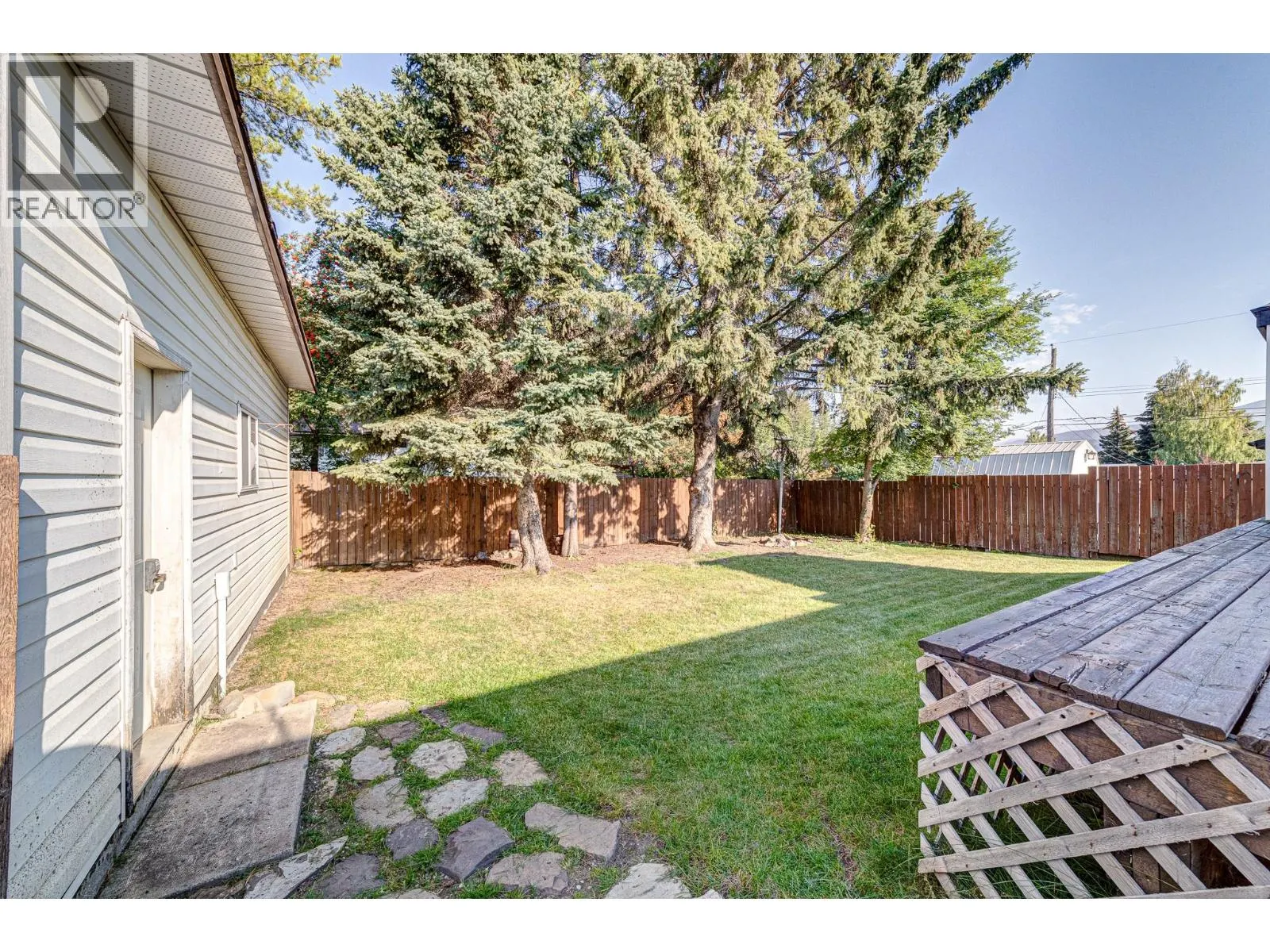 850 MINTO Crescent