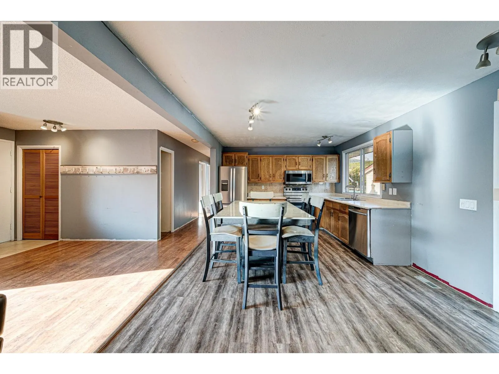 850 MINTO Crescent
