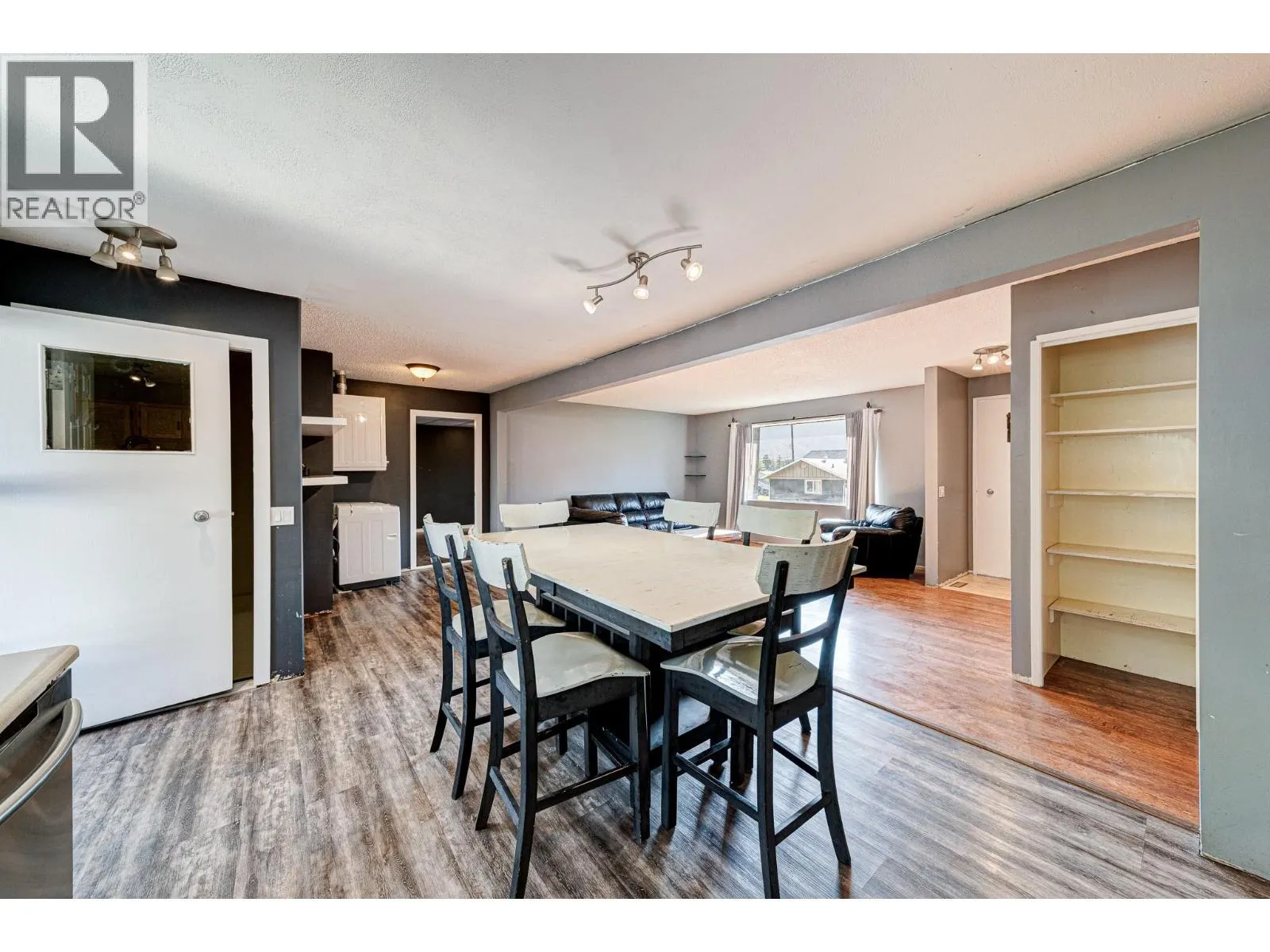 850 MINTO Crescent