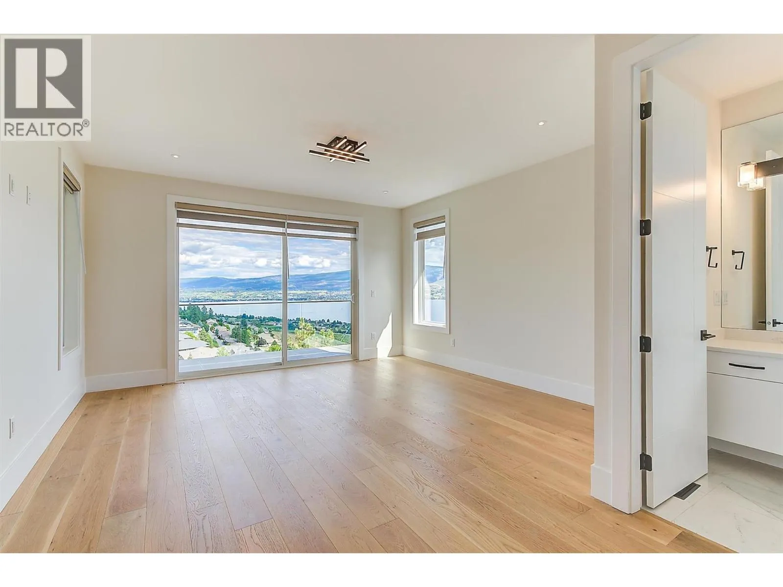 1511 Vineyard Drive