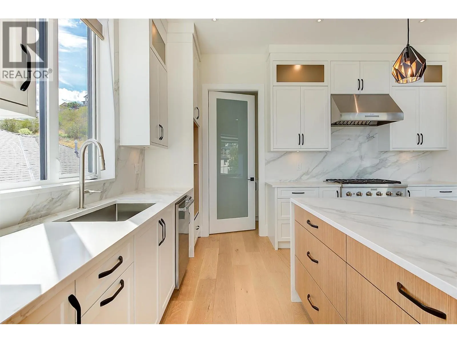 1511 Vineyard Drive