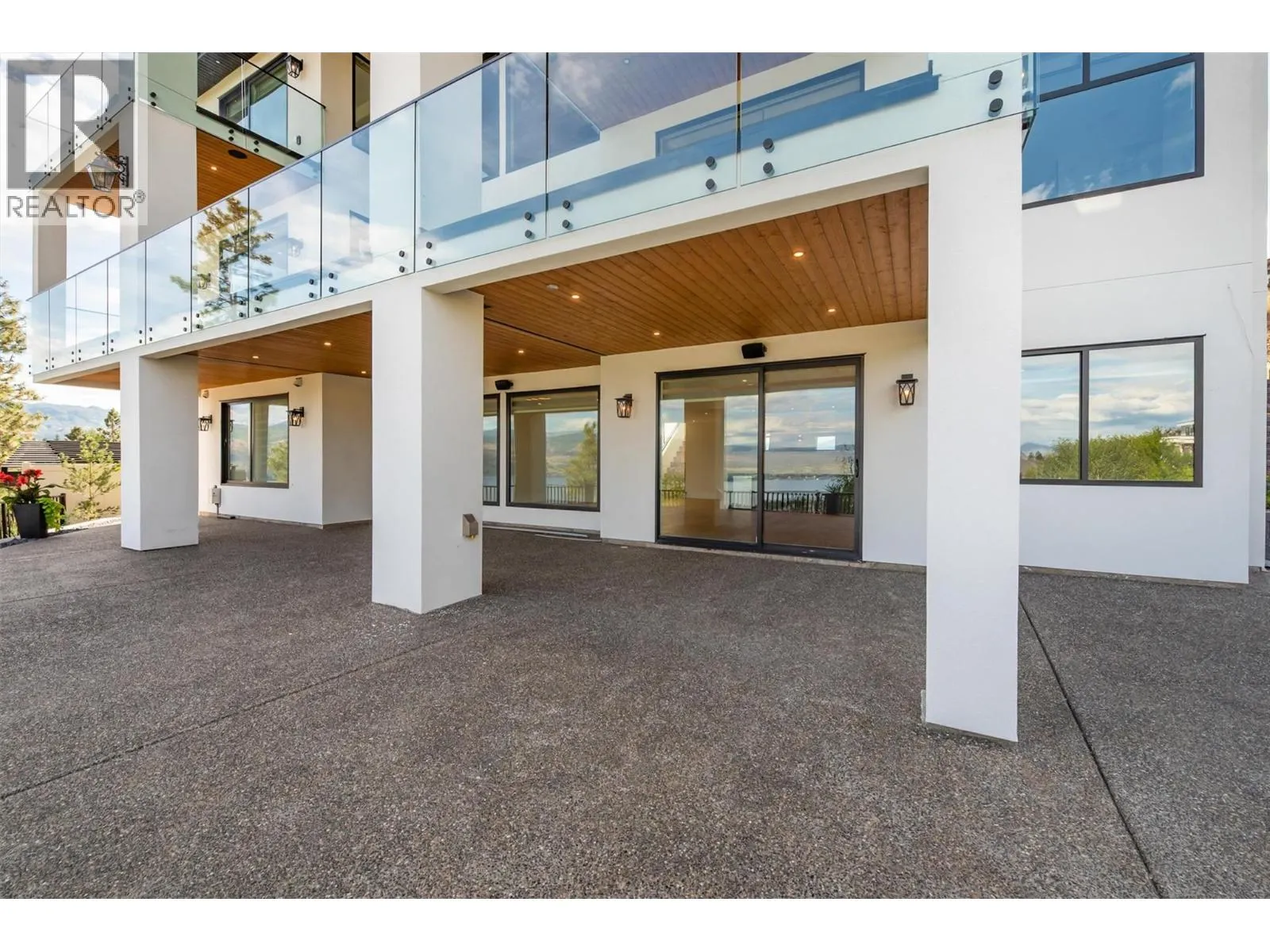 1511 Vineyard Drive
