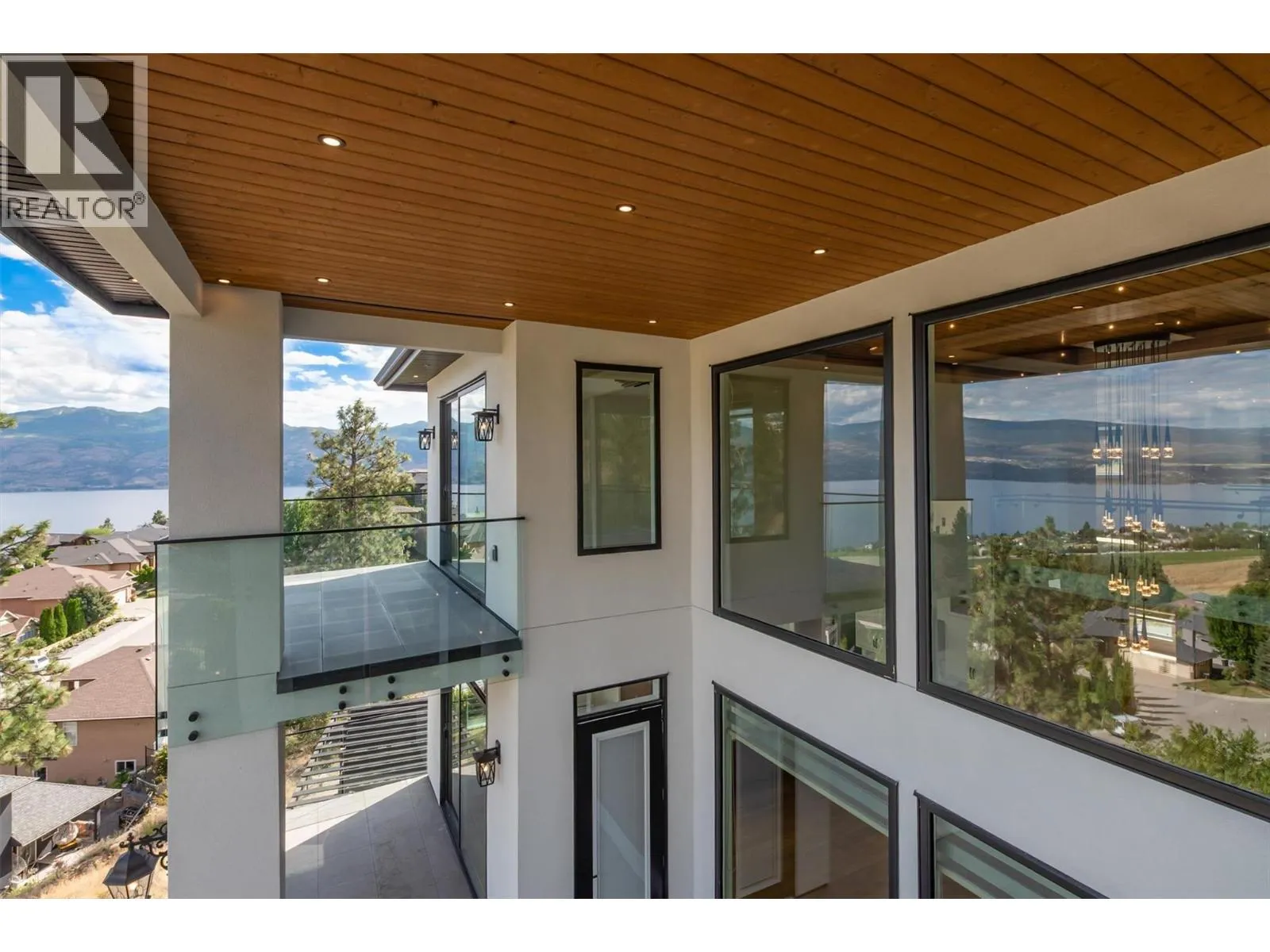 1511 Vineyard Drive