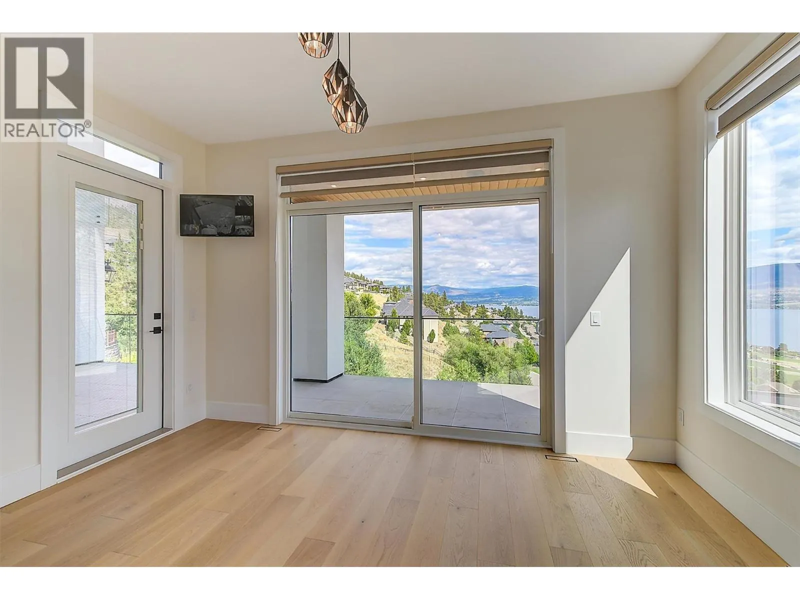1511 Vineyard Drive