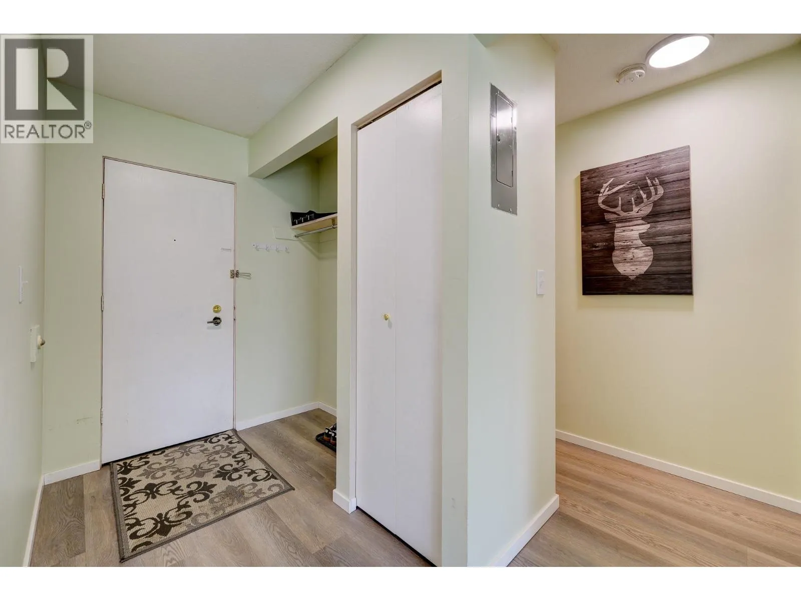 815 SOUTHILL Street Unit# 423