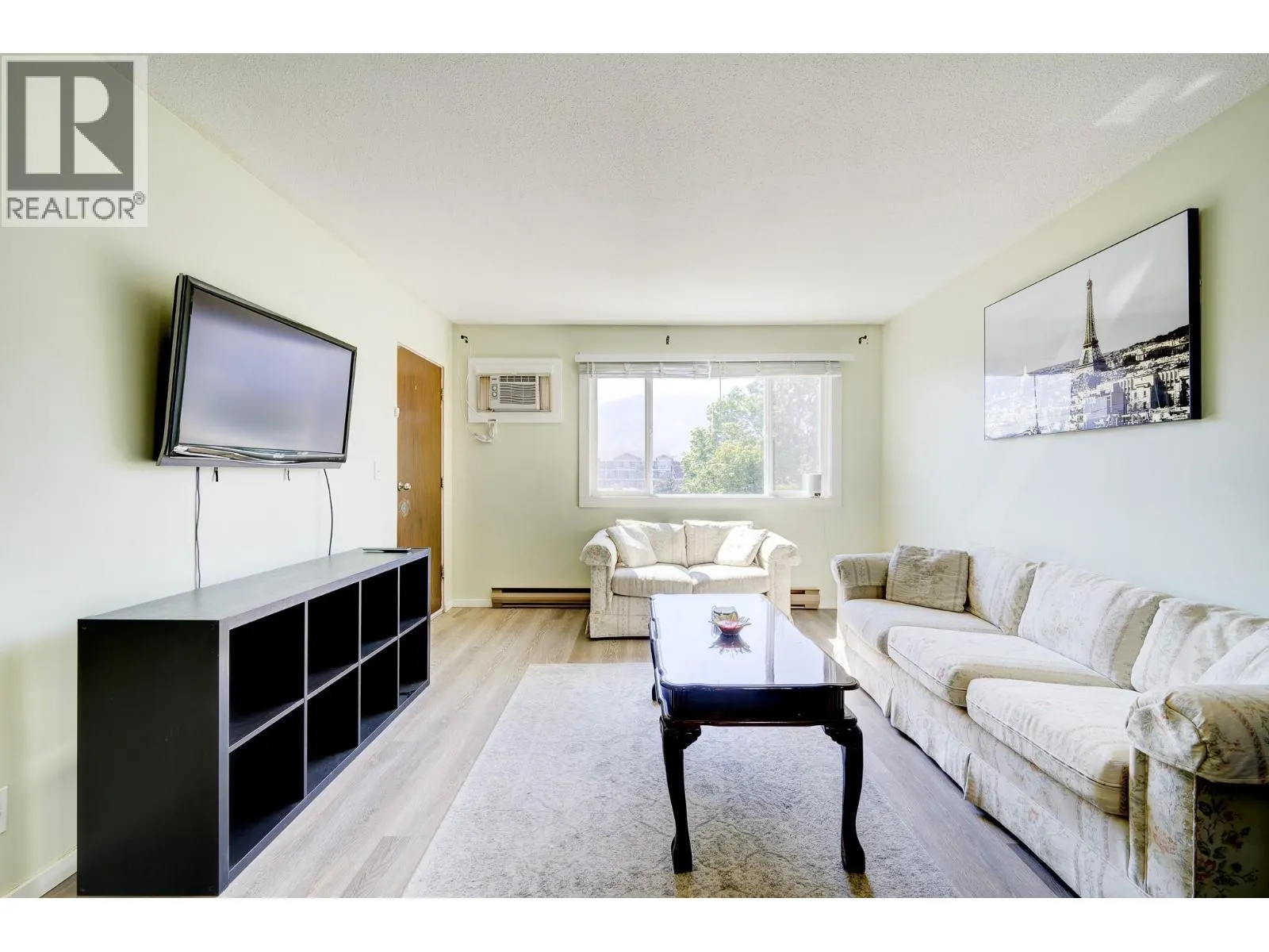 815 SOUTHILL Street Unit# 423