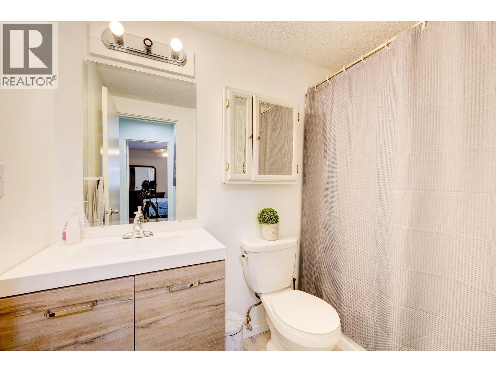 815 SOUTHILL Street Unit# 423