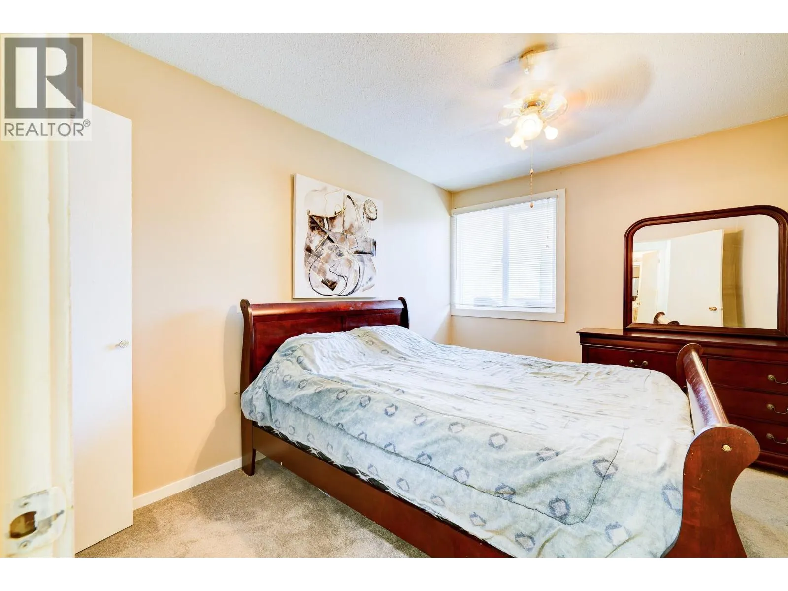 815 SOUTHILL Street Unit# 423