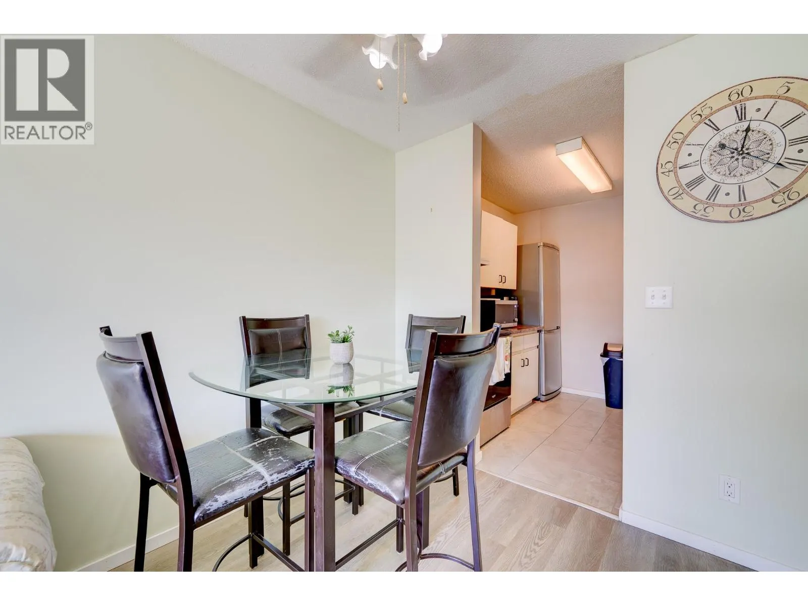 815 SOUTHILL Street Unit# 423