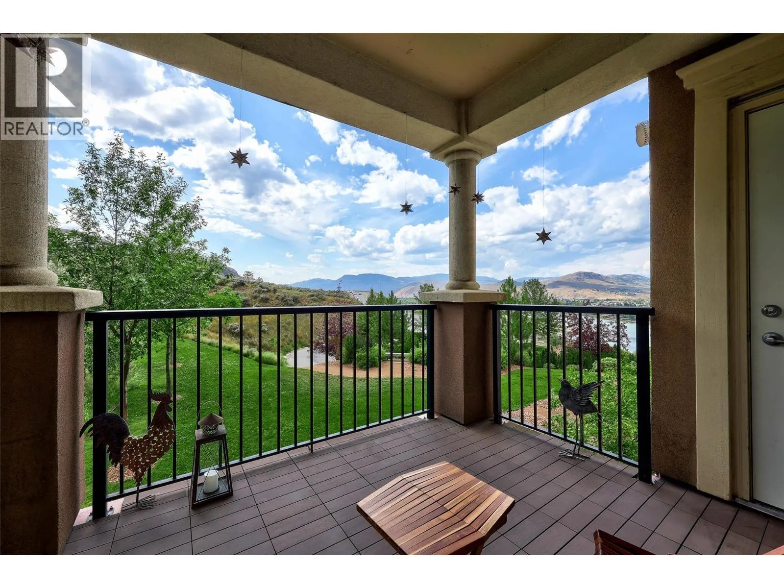 975 VICTORIA  W Street Unit# 208