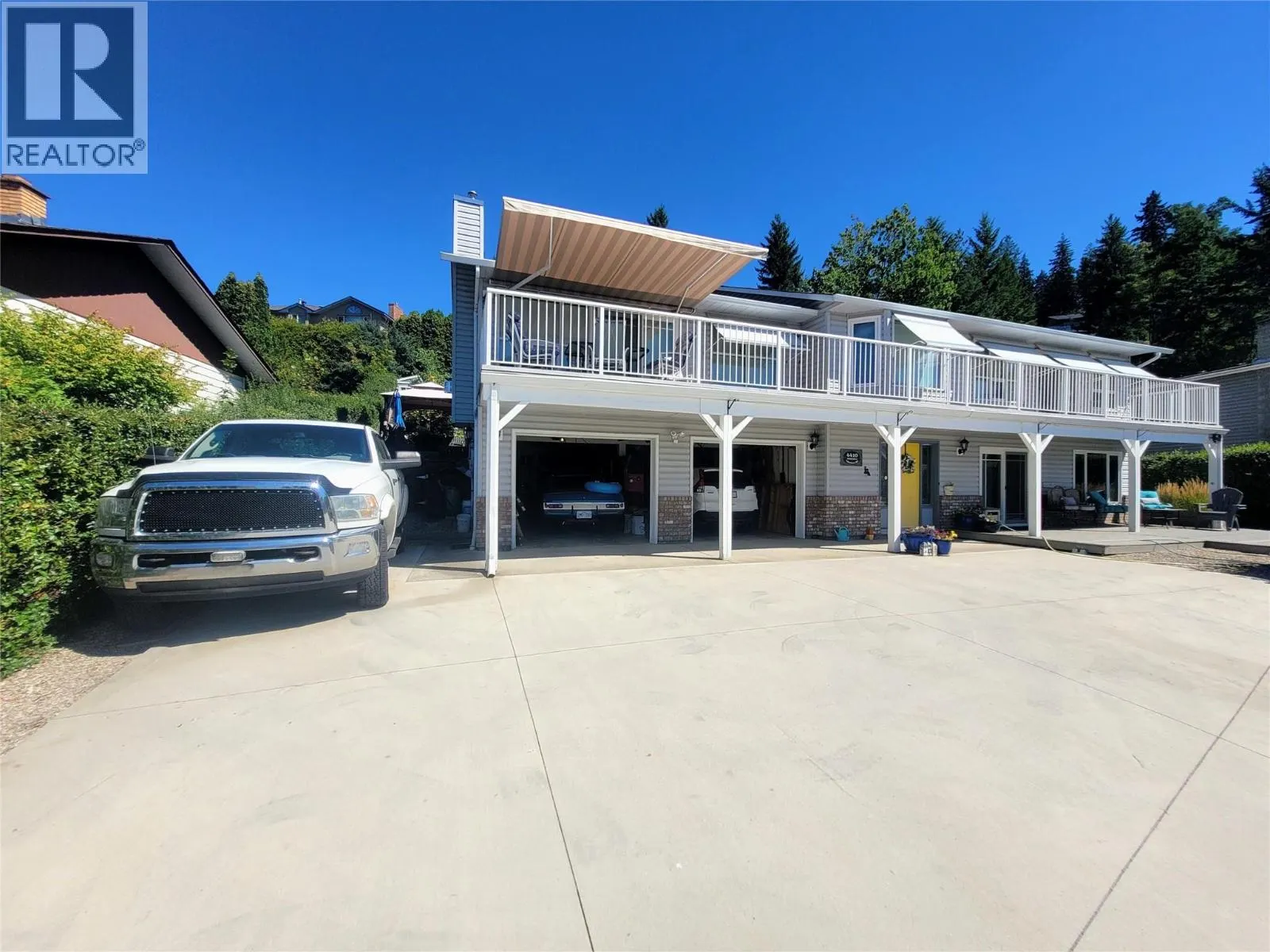 4410 Lakeshore Road NE